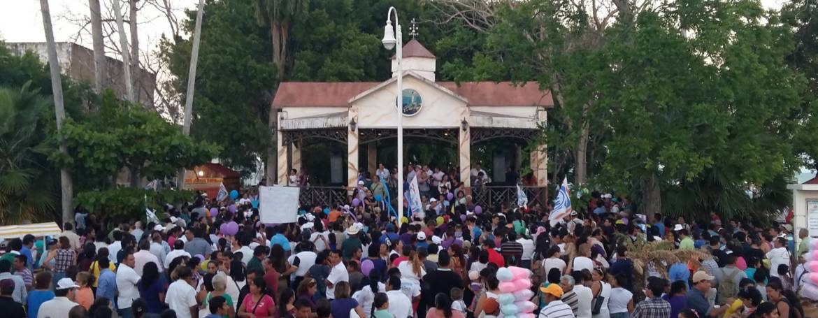 Se desató la alegría en Chetumal por la participación masiva de ciudadanos en la explanada de la Bandera. No creo en Rangel Rosado