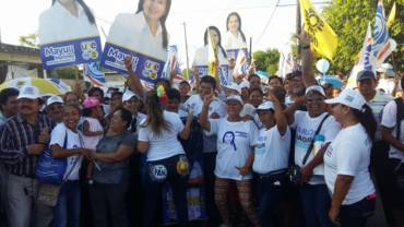 Mayuli Martinez Simon, Luis Torres Llanes y Faustina Canul lideran la caminata en Proterritorio