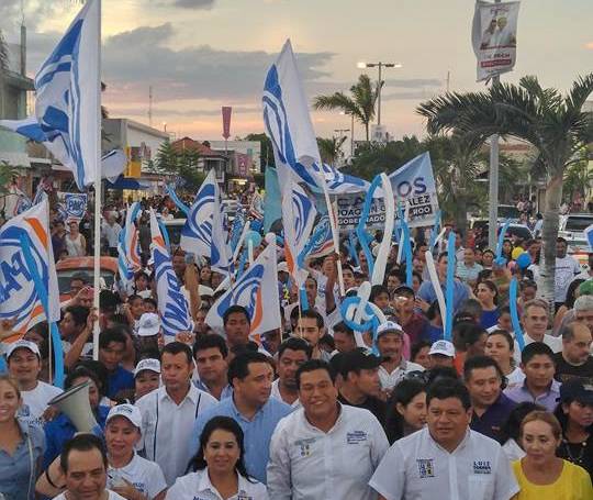 Objetivo más que superado: Chetumal se hace presente en la caminata y frente a palacio de Gobierno