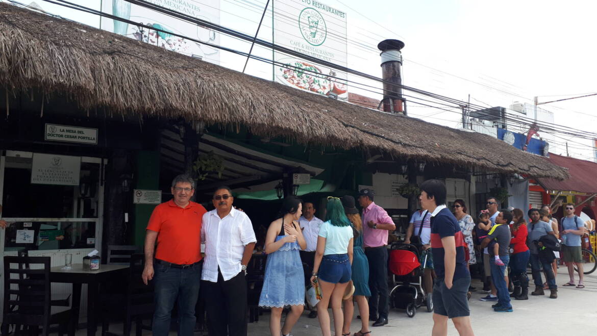 Con Germán Gallegos (Don Cafeto) en Tulum