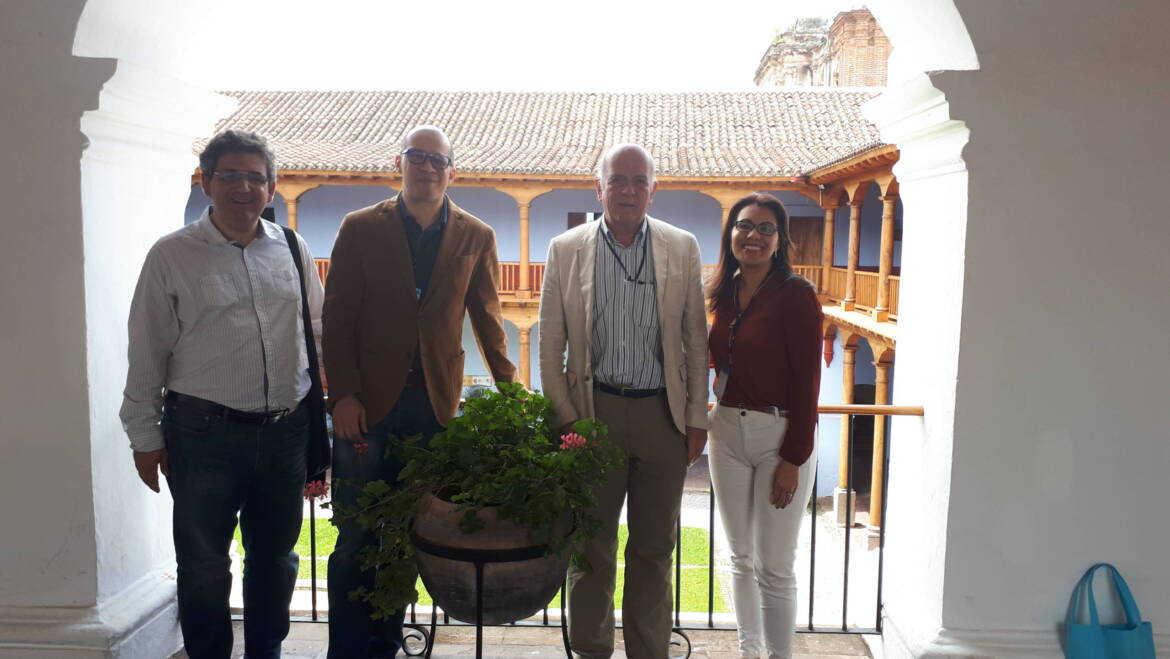 Con Ilsen Canales, Harry Brown y Manolo en Guatemala